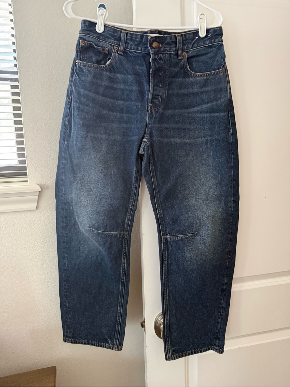 Madewell The Darted Barrel Jean